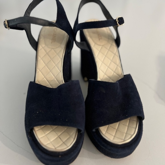 CHANEL Blue Suede Platform Wedge CC Sandals - Picture 7 of 13